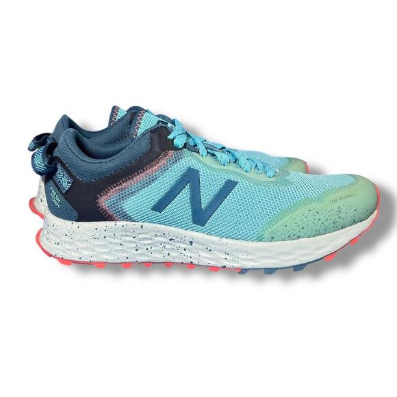 New Balance Arishi Trail V1 Women’s Running Shoes US 8.5 EU 40 Blue - Picture 1 of 9